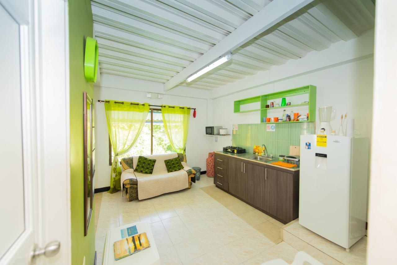 Apartamentos Turisticos El Conquistador San Andrés エクステリア 写真