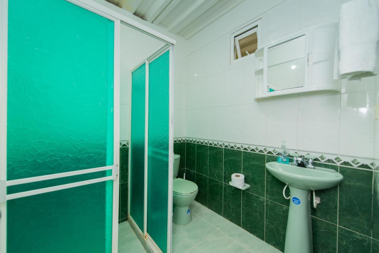 Apartamentos Turisticos El Conquistador San Andrés エクステリア 写真